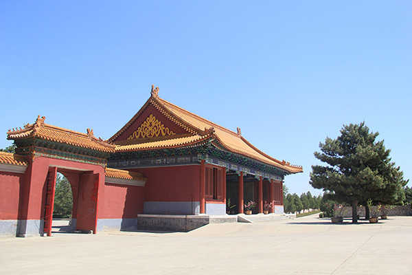 中华永久陵园服务电话多少价格贵吗？中华永久陵园2025年价格表公布