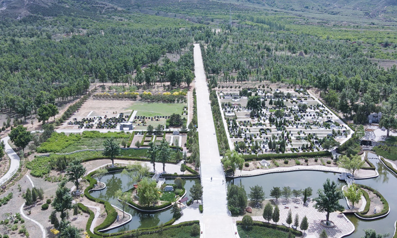 中华永久陵园航拍景之一